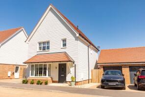 24, Felsmere Drive, East Grinstead RH19 2SY