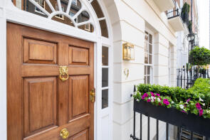 8-9, Hertford Street, London W1J 7RJ