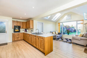 Wyndsmoor, The Green, Banbury OX17 2DB
