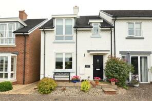 17, Brandwood Walk, Weston, Stafford ST18 0JT