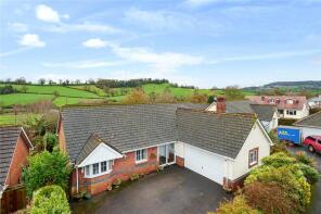 7, Marles Close, Honiton EX14 3GA