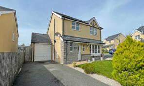 18 Golygfa, Llys Y Waun, Caernarfon LL55 4ZA
