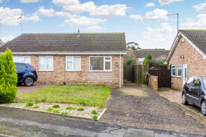51, Saxon Rise, Wellingborough NN29 7AU