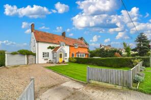 12, Coronation Villas, Harwich Road, Clacton-on-sea CO16 0AS
