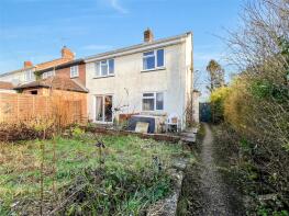 5, Oakley View, High Street, Farnham DT11 8DF