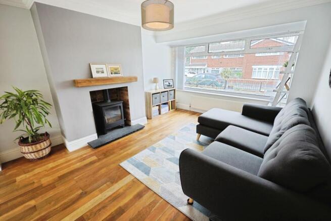 pbox-living_room-312205.JPG