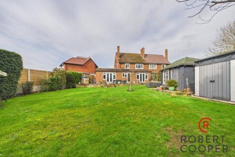 Coombe Drive, Eastcote, HA4