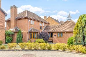 3, Beech Close, Bedford MK45 5EP