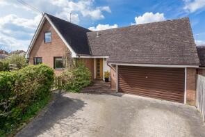 April Corner, Rouse Lane, Warwick CV35 0NZ