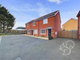 18, Hen Way, Colchester CO3 9GA