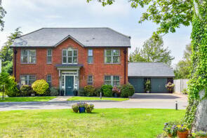 1, Admiral Place, Winkton, Christchurch BH23 7BT