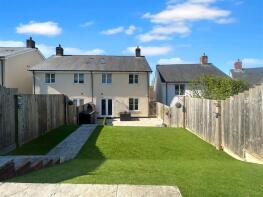 61, Charles Road, Newton Abbot TQ12 5JW
