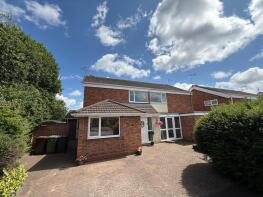 24, Silverstone Avenue, Kidderminster DY11 5HG