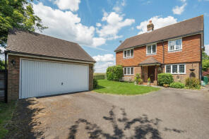 19, Gardeners Green, Horsham RH12 4QY