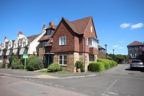 88, Bluecoat Pond, Horsham RH13 0NW