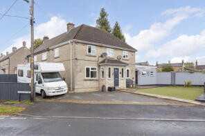 36, Arnolds Mead, Corsham SN13 0BL