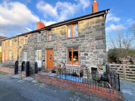 Arosfa, Road From A493 Near Garthangharad Hotel To Llys Meirion, Llwyngwril LL37 2YJ