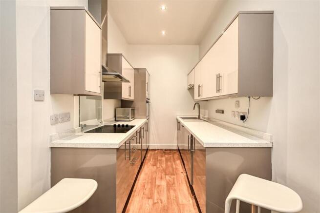 15 Danescourt Manor-06.jpg