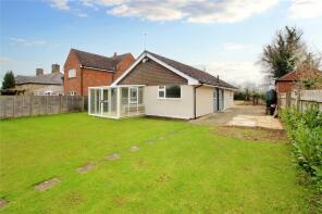 Yenan, Brackley Road, Brackley NN13 5JN