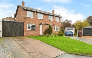 25, Watermead, Bolton Upon Dearne, Rotherham S63 8NF