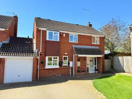 16, Orchard Way, Northampton NN7 4BW