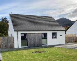 7 Avalon, Charles Cameron Place, Isle Of Skye IV41 8AB