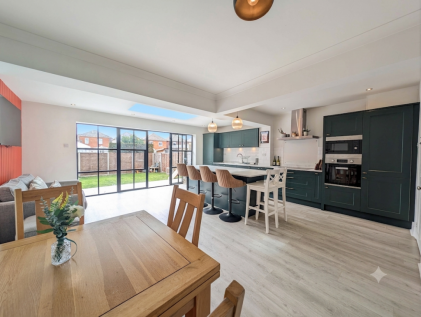 King Edward Avenue,Bournemouth,BH9 1TY