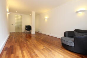 Flat 12, 13 16 Bloomsbury Mansions, Russell Square, London WC1B 5ER