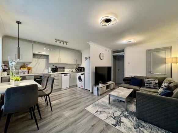 Lounge/kitchen/dining area