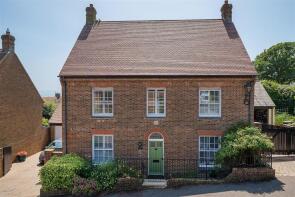 23, Double Common, Bridport DT6 6PT