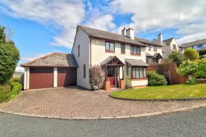 4, Chapel Grove, Abergavenny NP7 8DJ