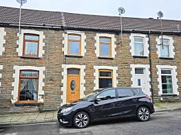 32, Danygraig Street, Graig, Pontypridd CF37 1NA