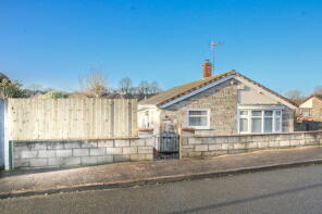 1, Beechwood Road, Easton-in-gordano BS20 0NA