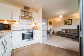 18, Clover Croft, Burnley BB12 9HR