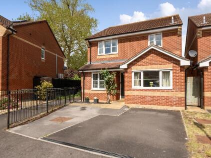 Drum Avenue, Glastonbury, BA6