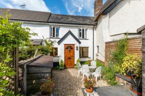 2 Robin Cottage, Chulmleigh Road, Crediton EX17 6NZ