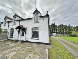 1, Barrows Cottages, Brentwood Road, Upminster RM14 3TL