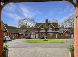 4, The Clock House, Watling Street, Milton Keynes MK17 9NR