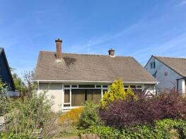 17 Aycliffe, Craven Walk, Penarth CF64 5RU