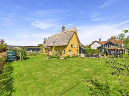 Mill House, Water Lane, Diss IP22 1JT
