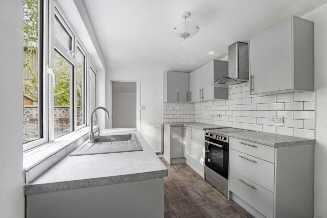 Kitchen (2)