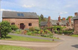 Langstone Court Barn, Langstone Court, Garrenhill Road, Llangarron HR9 6NR