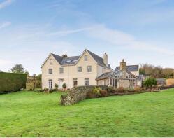 Downe Manor, Road Past Laskey Bridge, Totnes TQ9 6BY