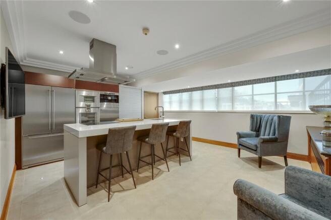 Kitchen/Breakfast