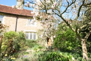 30, Ringshall Road, Ringshall, Berkhamsted HP4 1ND