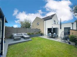 13, Elizabeth Way, Cirencester GL7 6JL