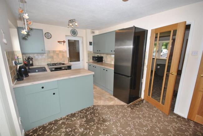 KITCHEN/DINER