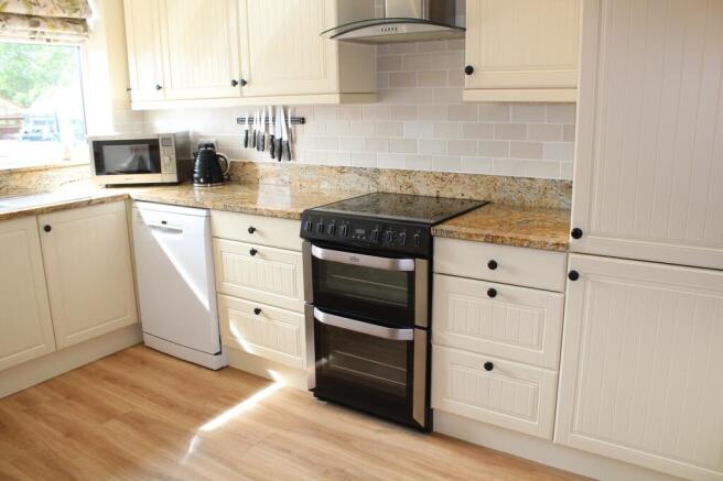 Fitted Kitchen Picture 2