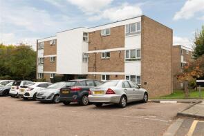 14, Merridene, London N21 1RD