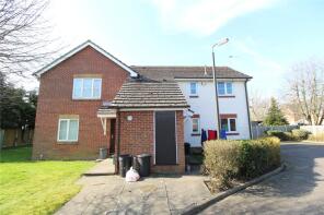 18, Windmill Court, Colchester CO6 1LH